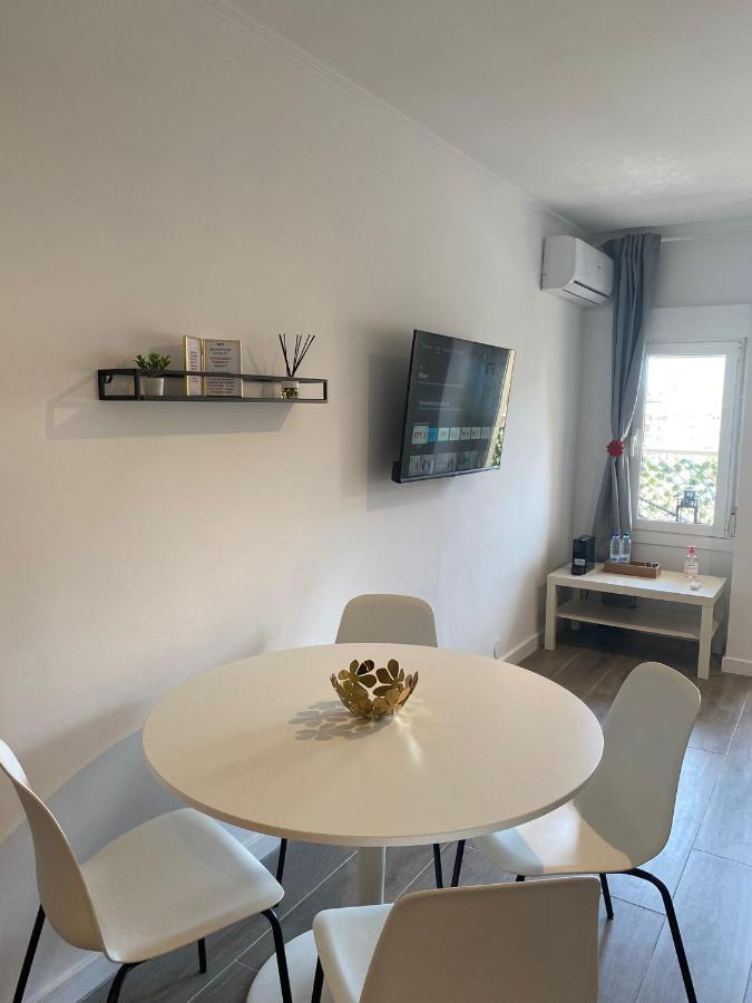 Apt Centrico Con Vistas Y Piscinas Беналмадена Екстериор снимка