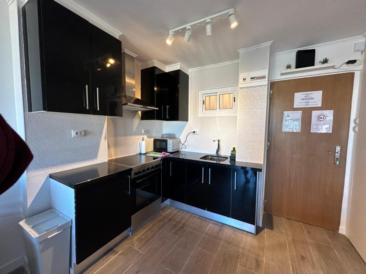 Apt Centrico Con Vistas Y Piscinas Беналмадена Екстериор снимка