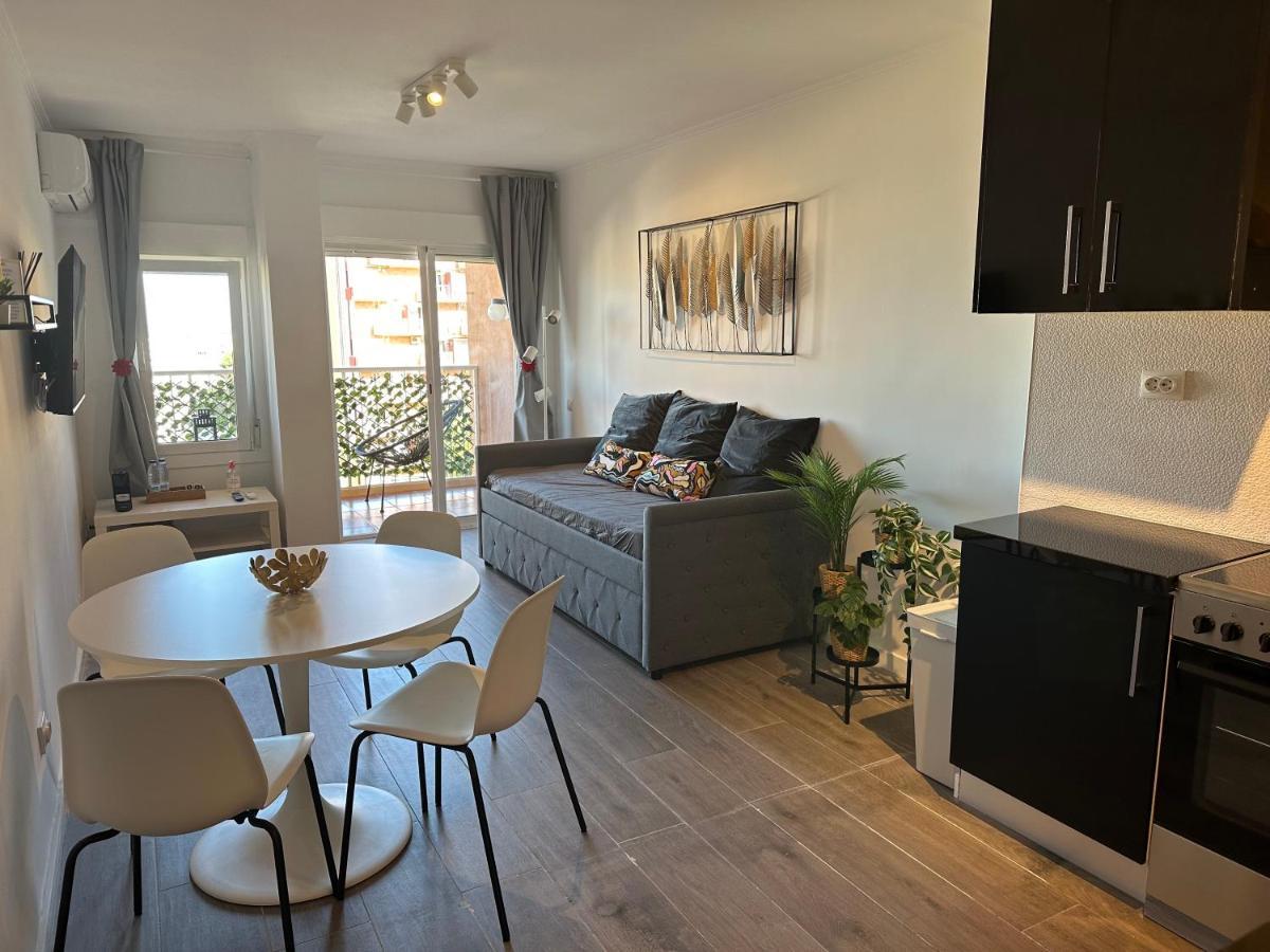 Apt Centrico Con Vistas Y Piscinas Беналмадена Екстериор снимка