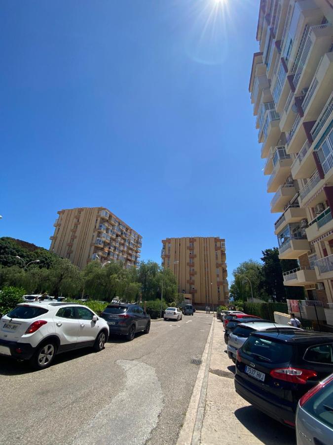 Apt Centrico Con Vistas Y Piscinas Беналмадена Екстериор снимка